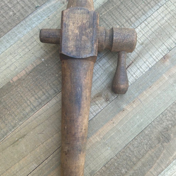 Wood Beer Tapper - Picture 5 of 6